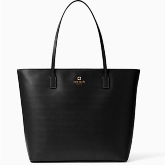 kate spade Handbags - Kate Spade Sawyer leather Tori tote black